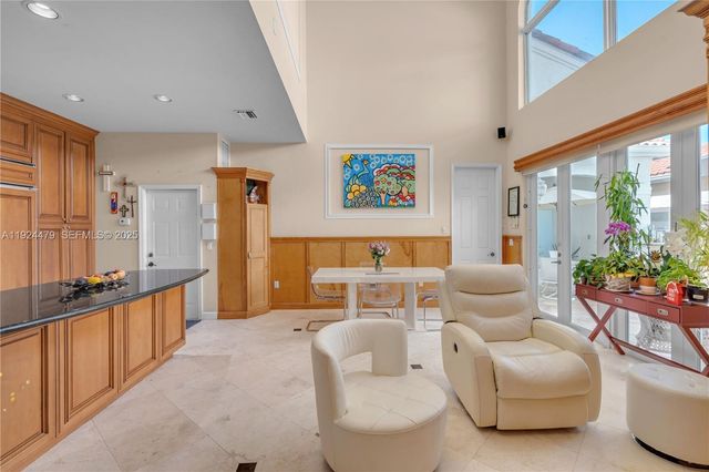 3942 194th Ln, Sunny Isles Beach, FL 33160