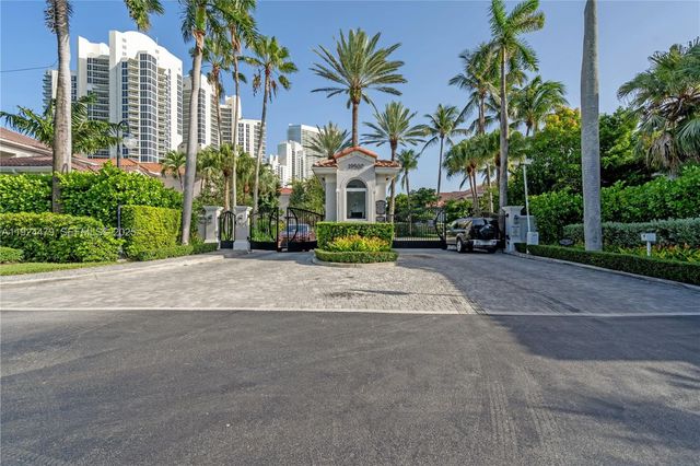 3942 194th Ln, Sunny Isles Beach, FL 33160