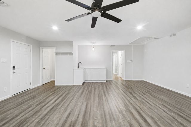 835 Cross Post Lane, Lowry Crossing, TX 75069