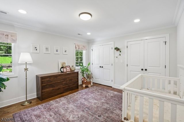 60 Nottingham Dr, Watchung Boro, NJ 07069