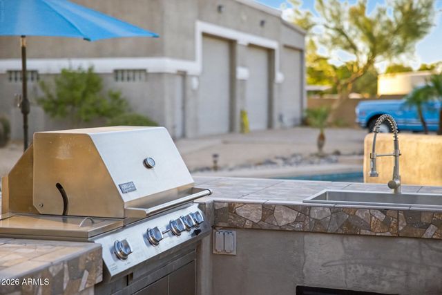 308 W Joy Ranch Road, Phoenix, AZ 85086
