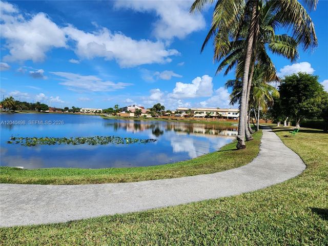 13412 SW 17th Terr Cir S, Miami, FL 33175