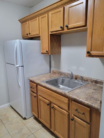 2303 S Federal Highway 19, Boynton Beach, FL 33435