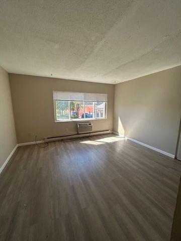 71 Pond 21A, Quincy, MA 02169