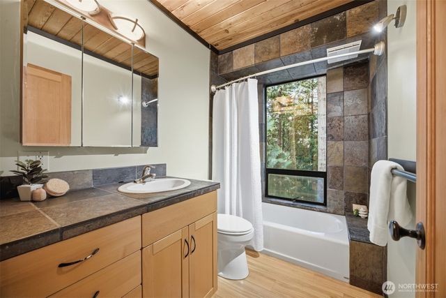 263 Chuckanut Point Road, Bellingham, WA 98229