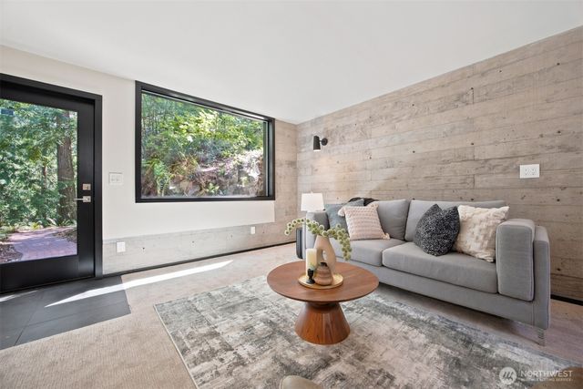 263 Chuckanut Point Road, Bellingham, WA 98229