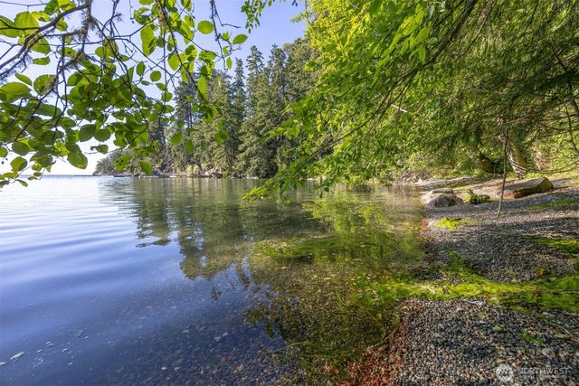 263 Chuckanut Point Road, Bellingham, WA 98229