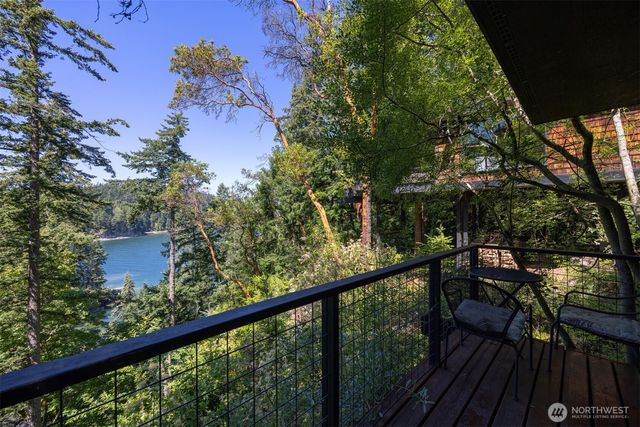 263 Chuckanut Point Road, Bellingham, WA 98229