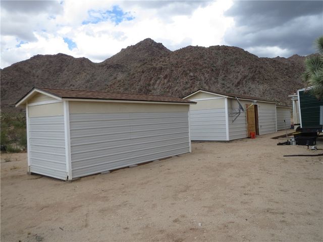 11964 Nolan Road, Yucca, AZ 86438