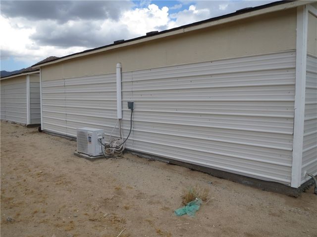 11964 Nolan Road, Yucca, AZ 86438