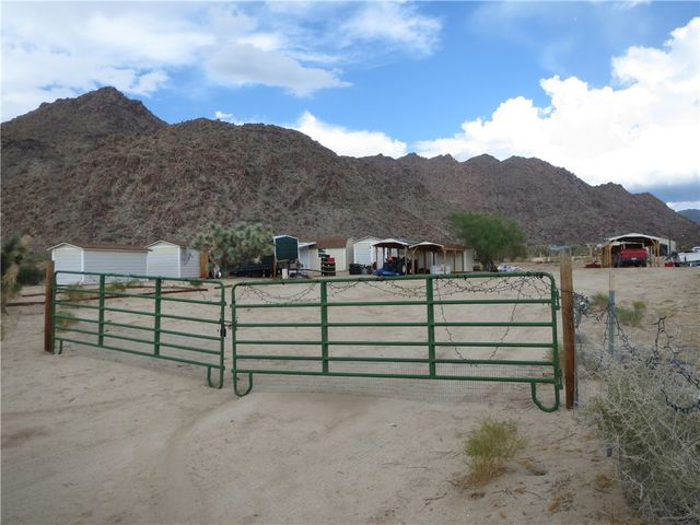 11964 Nolan Road, Yucca, AZ 86438