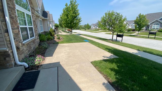 5225 E 109th Place, Crown Point, IN 46307