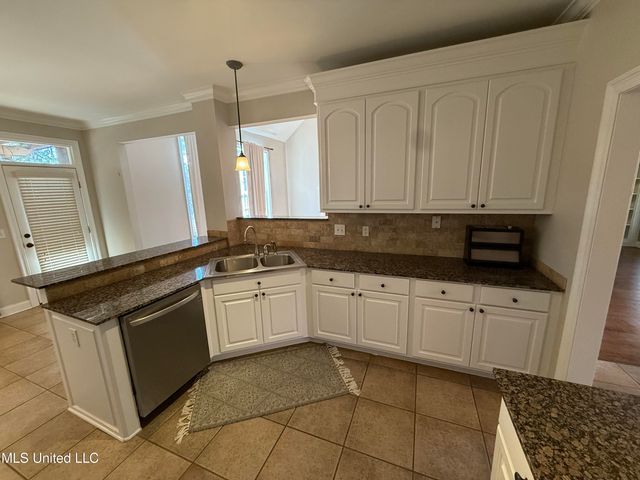 142 Covey Run, Madison, MS 39110