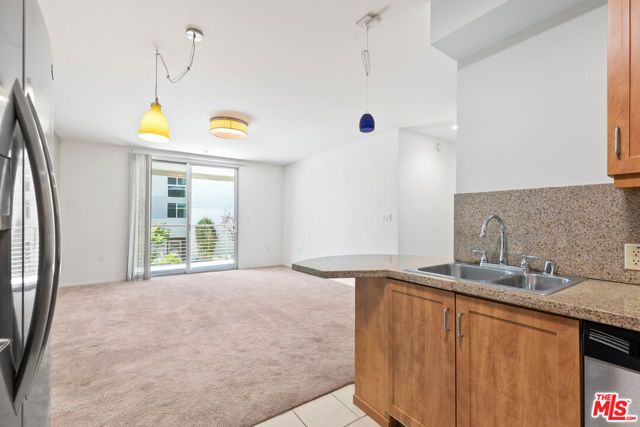267 S San Pedro Street 211, Los Angeles, CA 90012