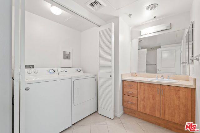 267 S San Pedro Street 211, Los Angeles, CA 90012