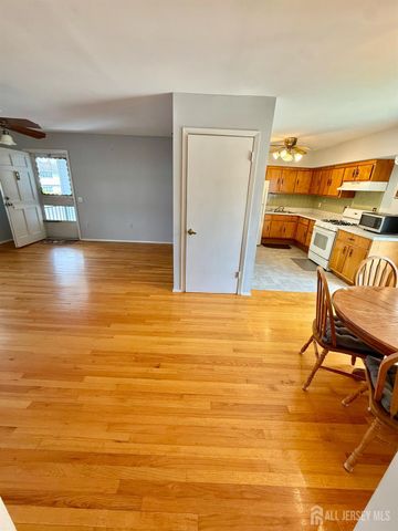 4 Texas Court D, Old Bridge, NJ 07747