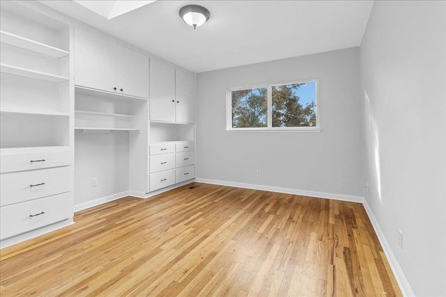 860 Sunset Drive, Pacific Grove, CA 93950