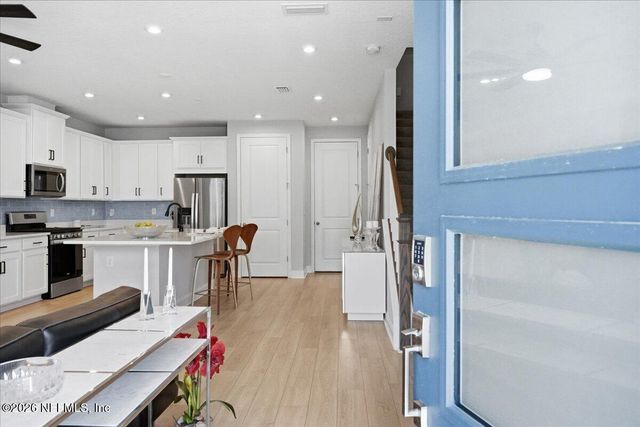 14129 SEA WAVE Lane, Jacksonville, FL 32224