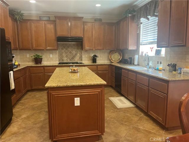 4112 Ballantree, Lake Elsinore, CA 92530