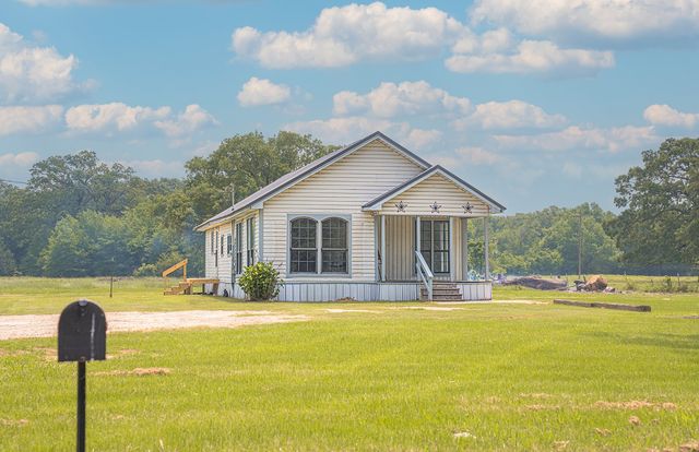 471 County Road 1858, Yantis, TX 75497