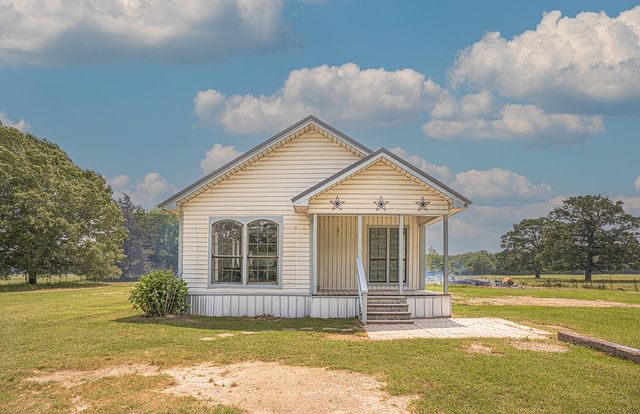 471 County Road 1858, Yantis, TX 75497
