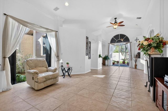 2130 NW 100th Avenue, Pembroke Pines, FL 33024