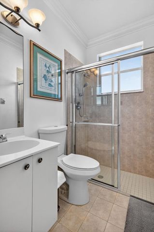 2130 NW 100th Avenue, Pembroke Pines, FL 33024