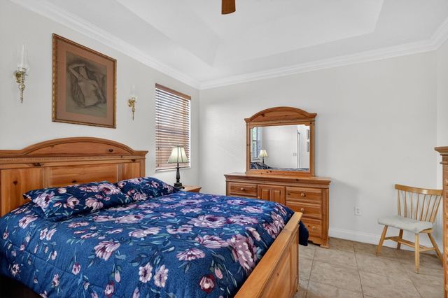 2130 NW 100th Avenue, Pembroke Pines, FL 33024