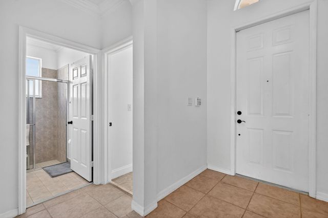 2130 NW 100th Avenue, Pembroke Pines, FL 33024