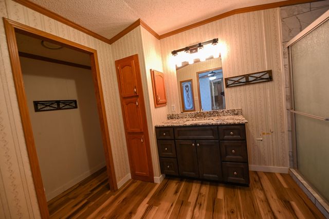 26551 Easy Street, Pittsburg, MO 65724