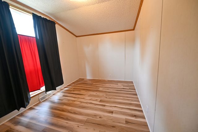 26551 Easy Street, Pittsburg, MO 65724