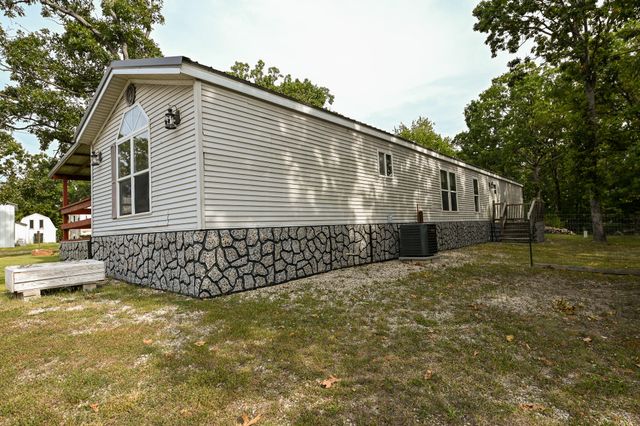 26551 Easy Street, Pittsburg, MO 65724