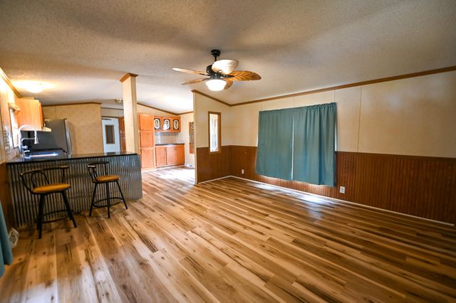 26551 Easy Street, Pittsburg, MO 65724