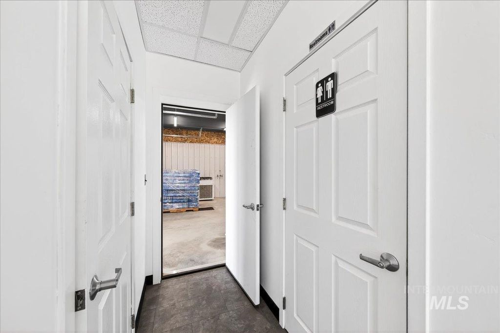 2800 E Chicago St, Caldwell, ID 83605 photo 13