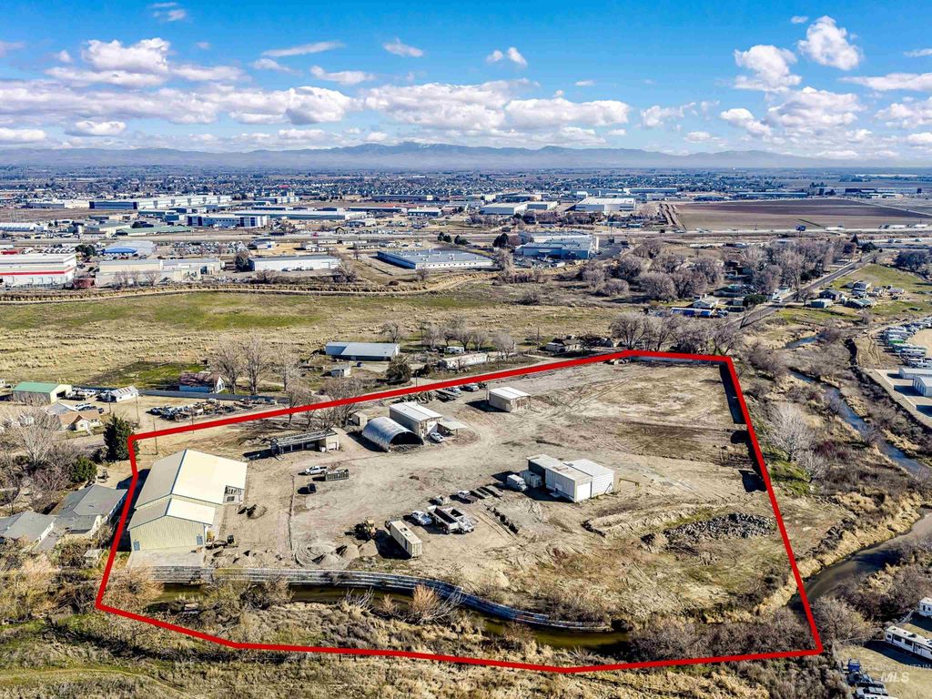 2800 E Chicago St, Caldwell, ID 83605 photo 2