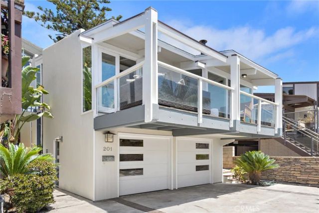201 Nyes Place, Laguna Beach, CA 92651