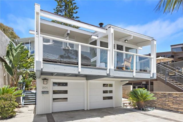 201 Nyes Place, Laguna Beach, CA 92651