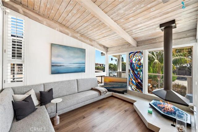 201 Nyes Place, Laguna Beach, CA 92651