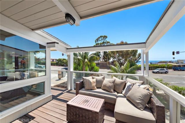 201 Nyes Place, Laguna Beach, CA 92651