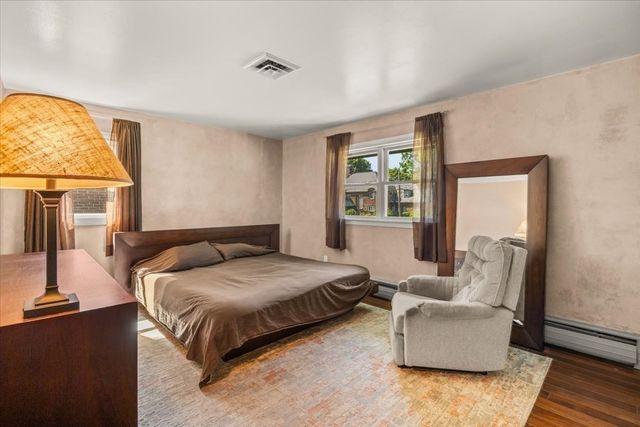 30 Bassett Rd, Brockton, MA 02301