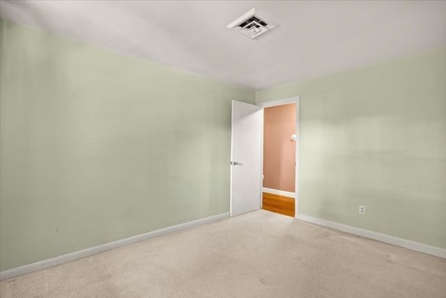 30 Bassett Rd, Brockton, MA 02301