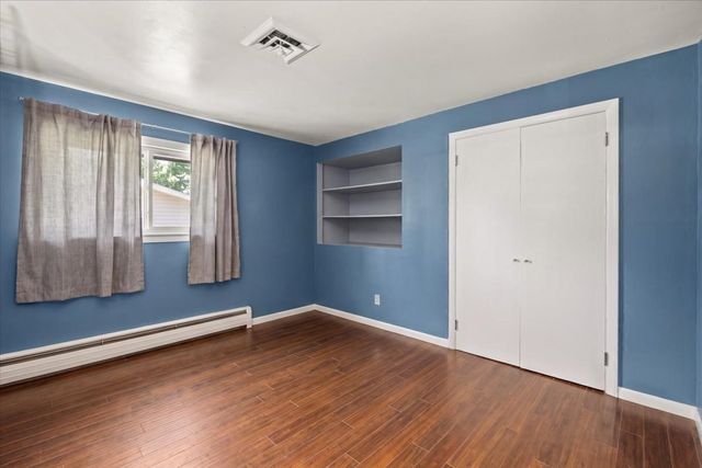 30 Bassett Rd, Brockton, MA 02301