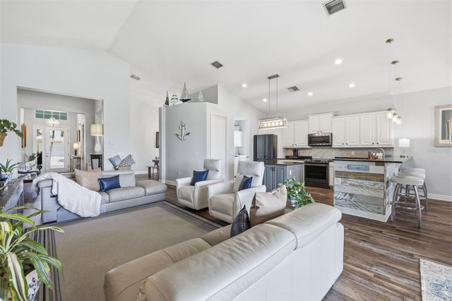 570 BIMINI BAY BOULEVARD, Apollo Beach, FL 33572