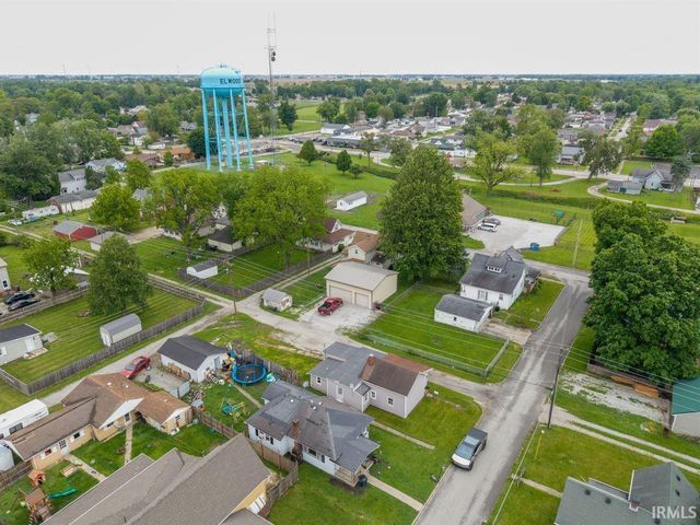 1312 N D Street, Elwood, IN 46036