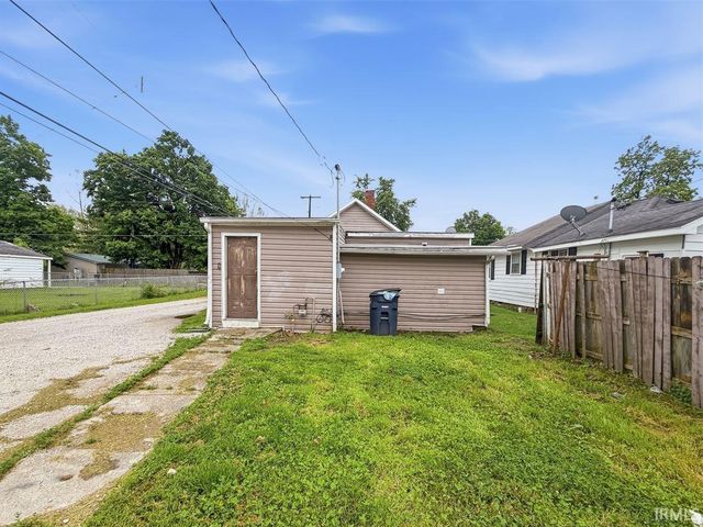1312 N D Street, Elwood, IN 46036