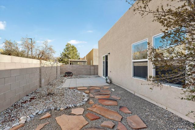 4225 High Mesa Road SE, Rio Rancho, NM 87124