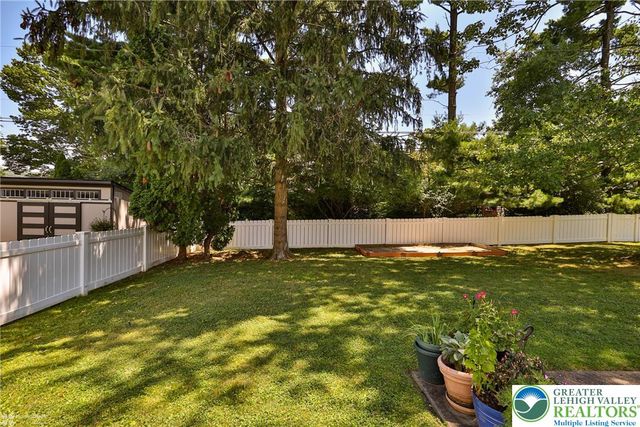 422 Cherokee Street, Emmaus Boro, PA 18049