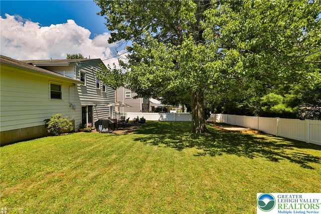 422 Cherokee Street, Emmaus Boro, PA 18049
