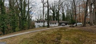 1370 SW LOCH LOMOND Trail SW, Atlanta, GA 30331