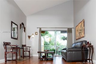 9741 Fontainebleau Blvd H208, Miami, FL 33172